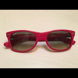 Ray-Ban color splash Wayfarers